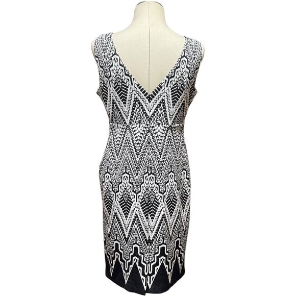 Calvin Klein Sleeveless V-Neck Sheath Dress Black White 8 - Picture 5 of 8